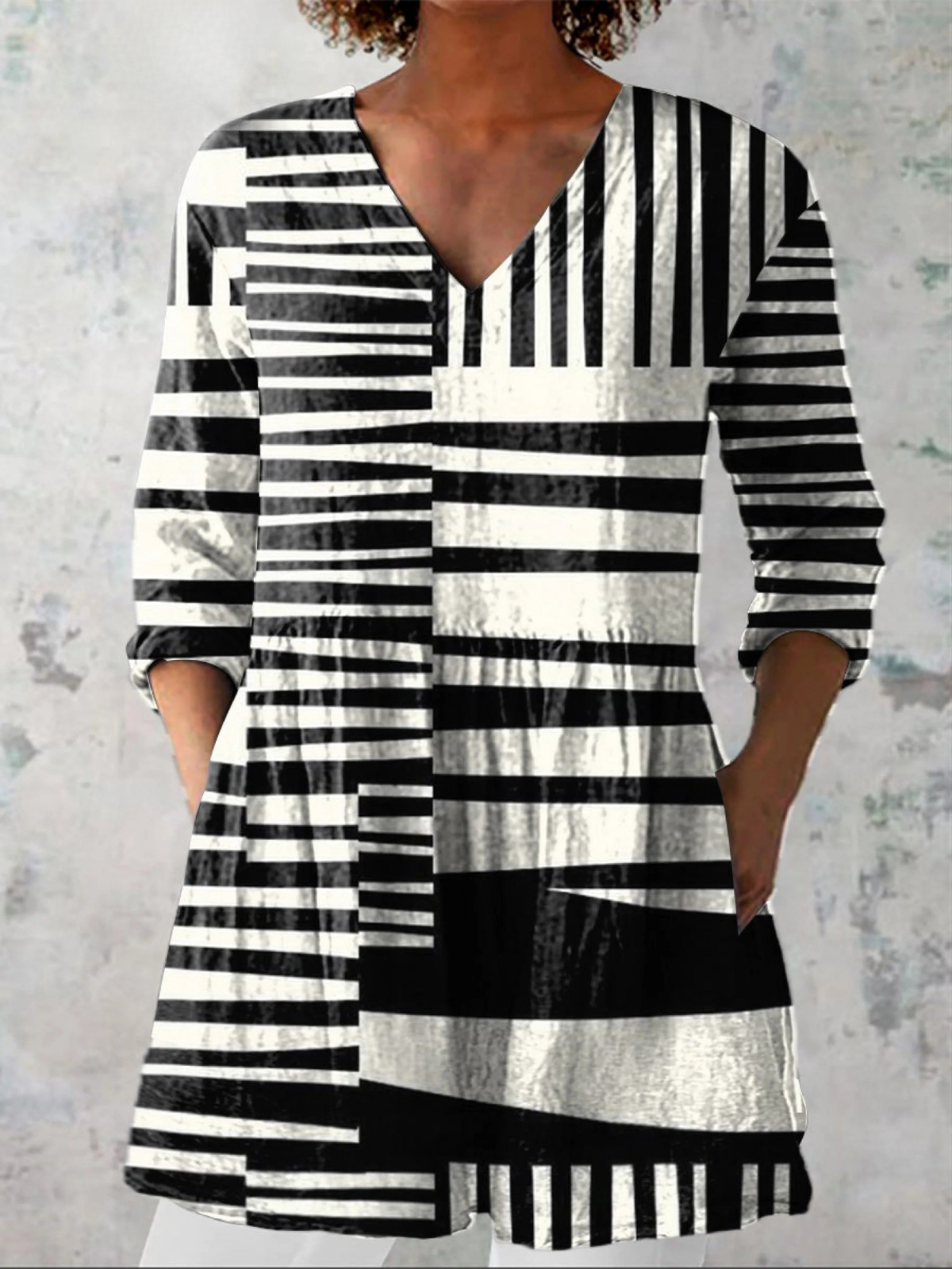 Hazel | Long Blouse with V-Neck