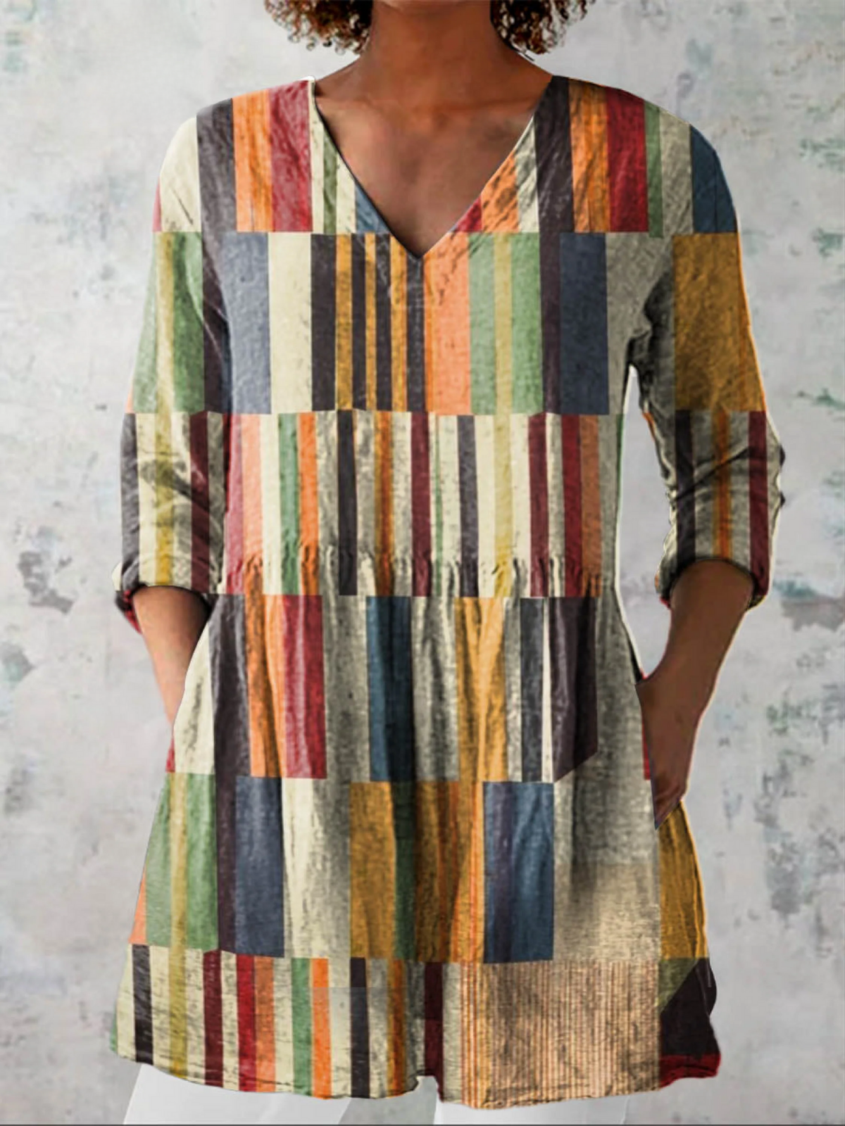 Quinn | Long Blouse with V-Neck