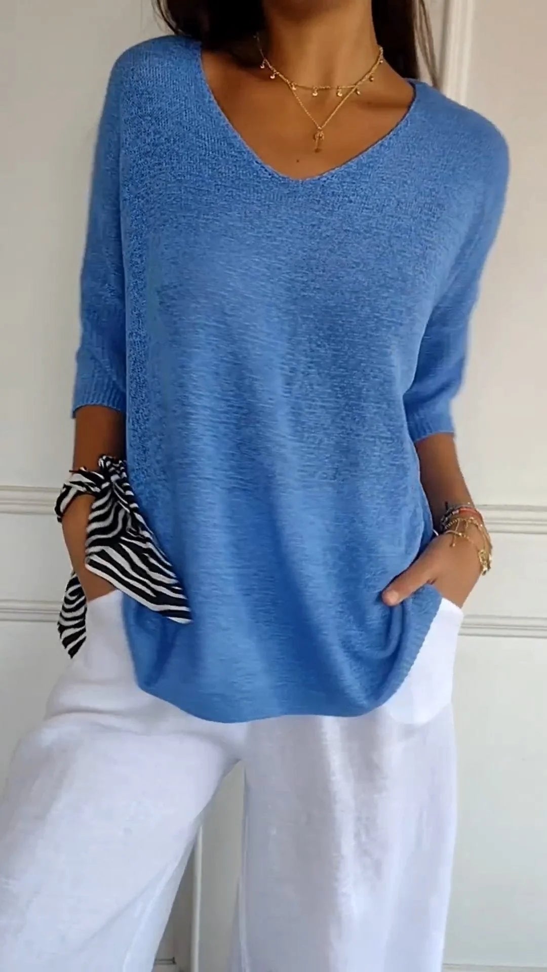 Anna | Women’s V-Neck Knit Top