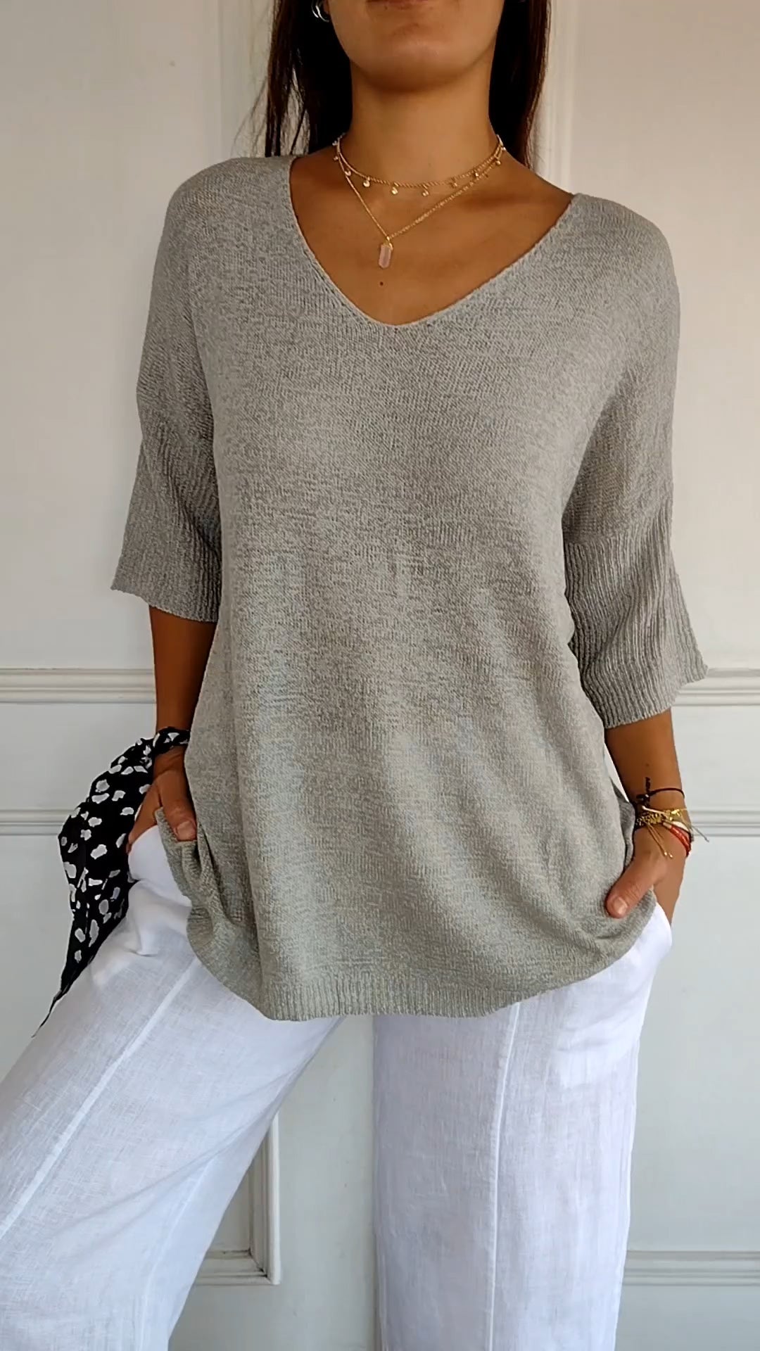 Anna | Women’s V-Neck Knit Top