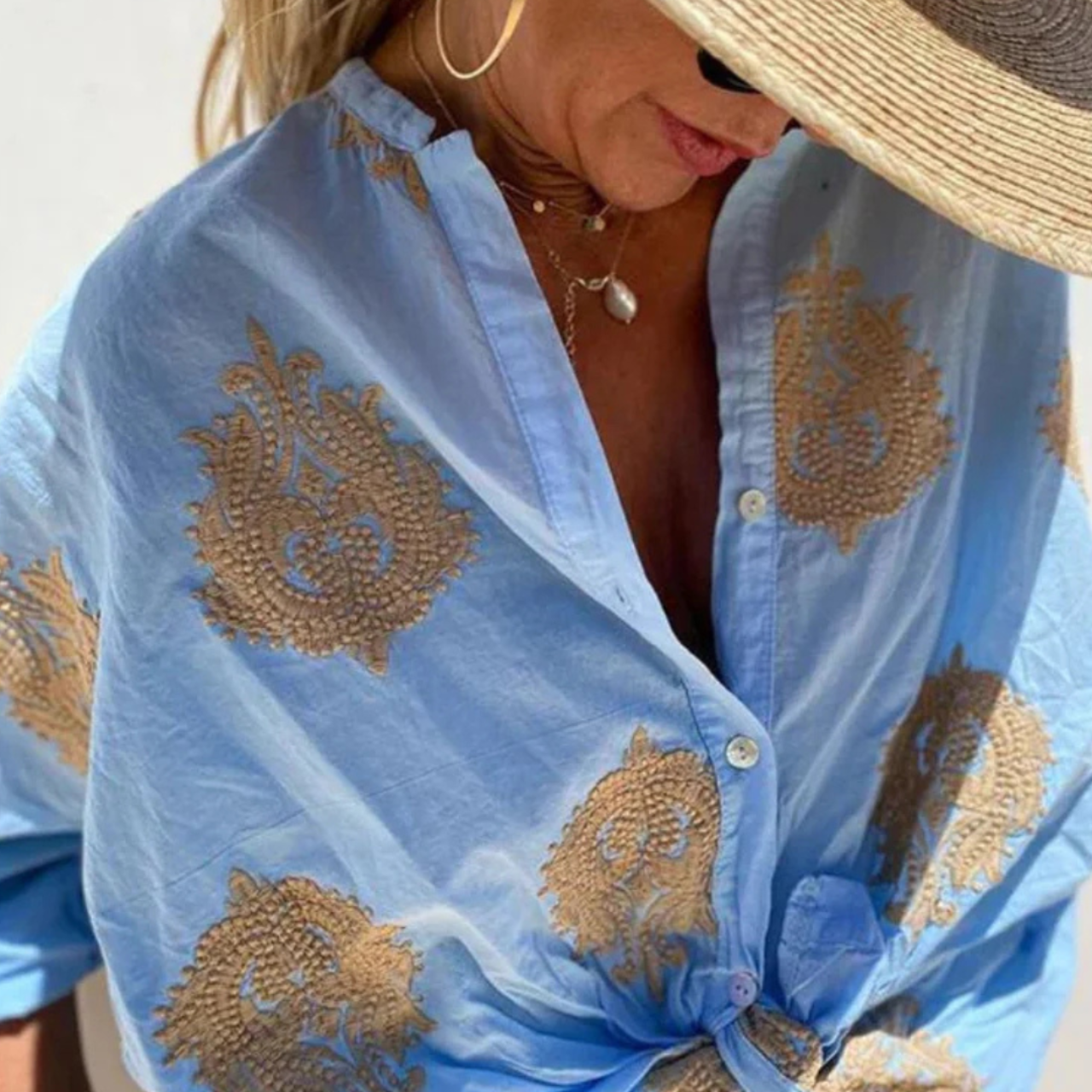 Christine™ – Light & Chic Blouse