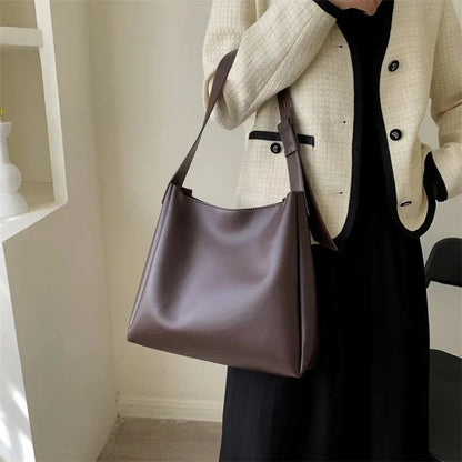 Bella™ | Classic Shoulder Bag