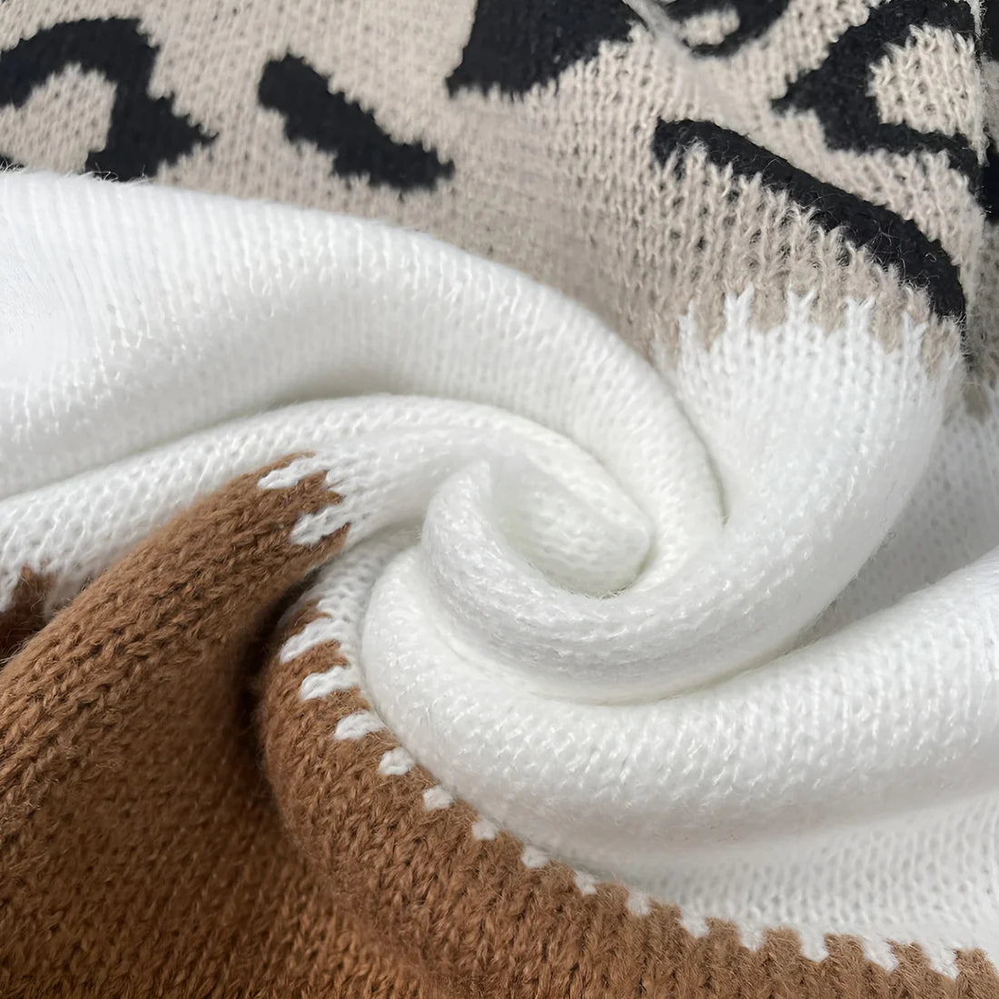 Laura | Modern Top-style Sweater