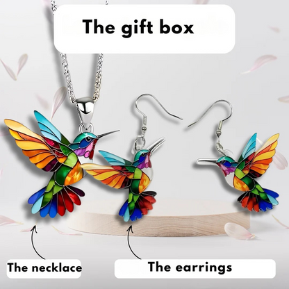 Aurea™ | Beautiful hummingbird Design Necklace