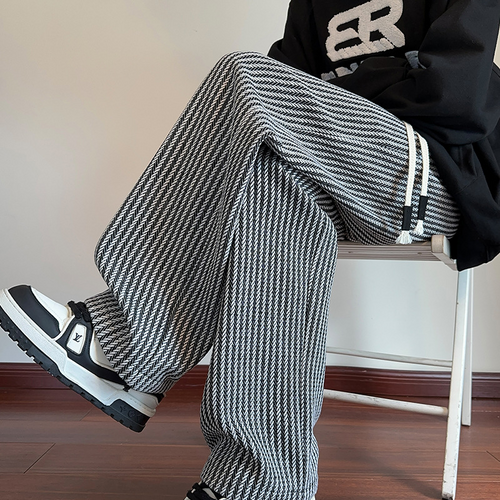 Lamine | Men’s Herringbone Relaxed Sweatpants