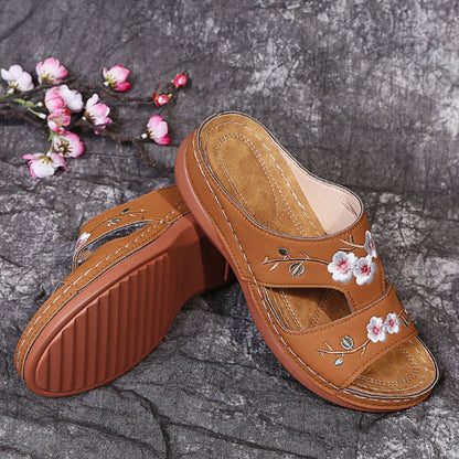 BLOSSOM | FLORAL ORTHOPEDIC SLIDE SANDALS