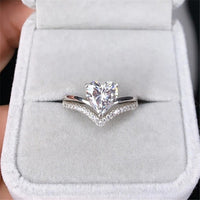 ALINE™ – Radiant Heart Silver Ring