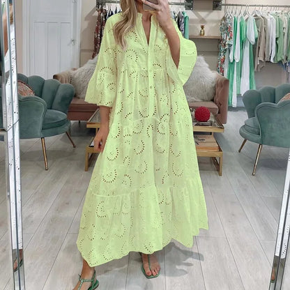 Léa – Embroidered lace dress