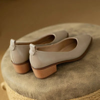 Mollie | Classic Pumps