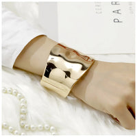 RAYNA™ – Chic Asymmetric Statement Bangle