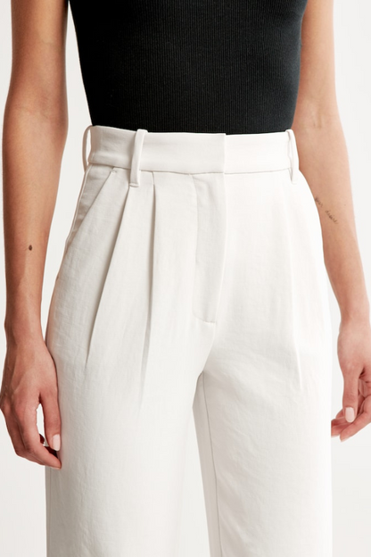 Women’s Tailored Wide-Leg Pants