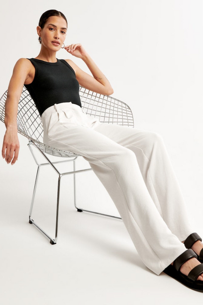 Women’s Tailored Wide-Leg Pants