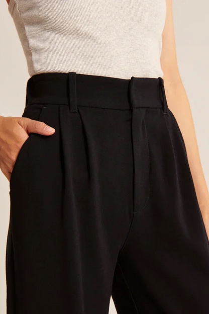 Women’s Tailored Wide-Leg Pants