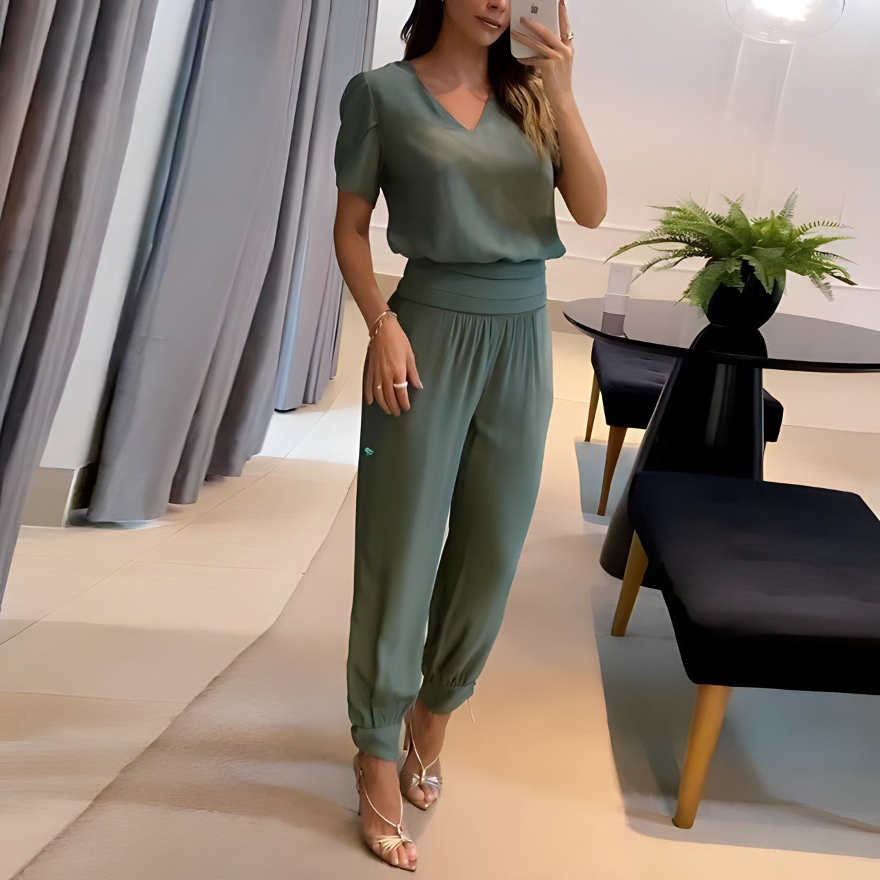 Alexandra - Trendy set with blouse and trousers