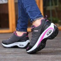 Susan – Ergonomic Padded Walking Shoes