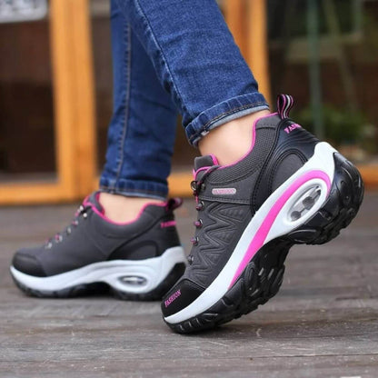 Susan – Ergonomic Padded Walking Shoes